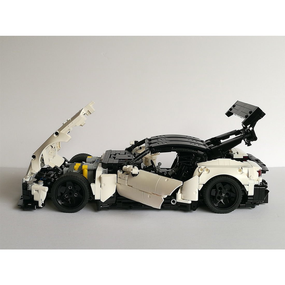 1/12 Scale British Sports Car - LesDiy -
