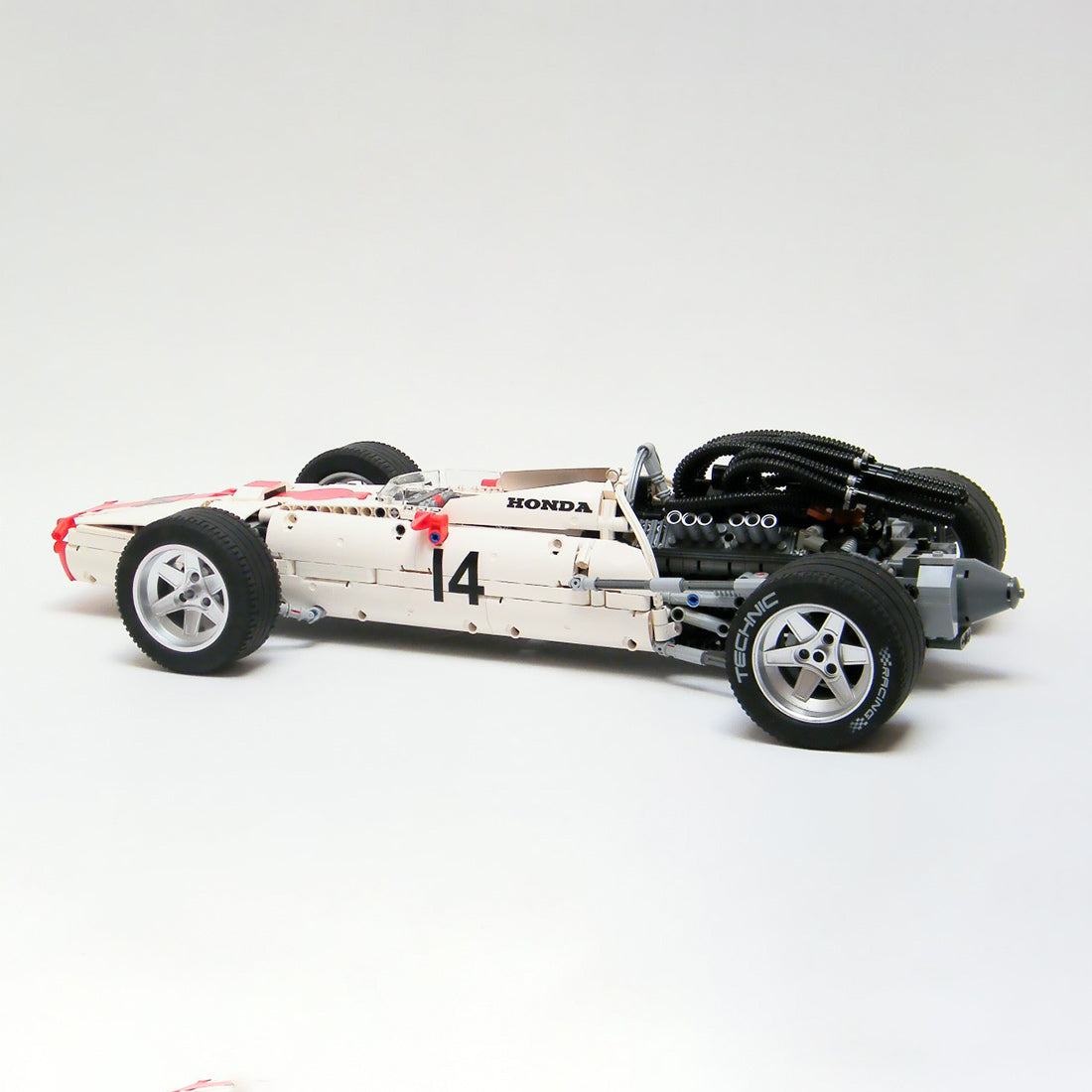 MOC-2803 Honda RA 300 (1967) Building Blocks