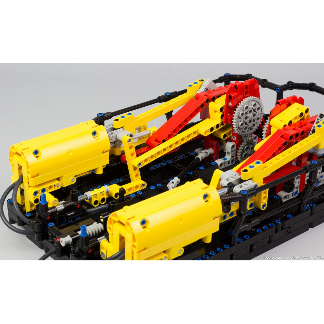 MOC-26403 + MOC-164704 Pneumatic Steam Engine & Hand Pump Station Building Blocks
