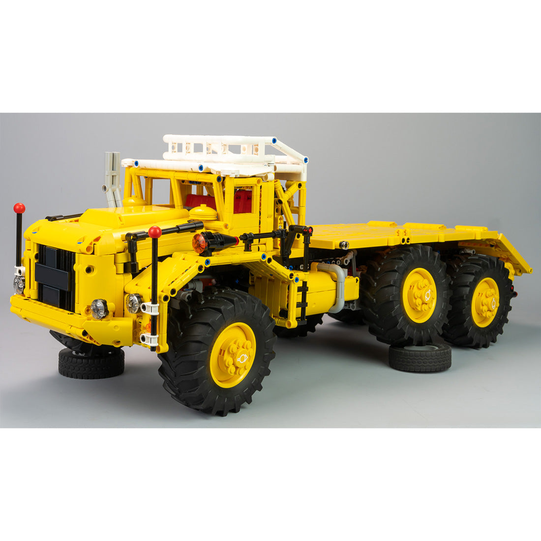 MOC-74555 Berliet T100 6x6 Heavy-Duty Transport Truck Building Blocks