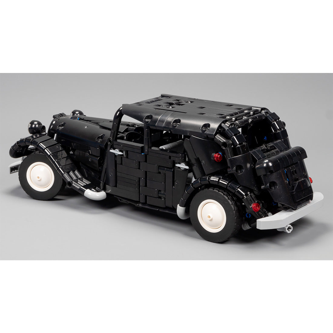 MOC-149659 Citroen Traction Avant Rounded Trunk 1:15 Scale Building Blocks