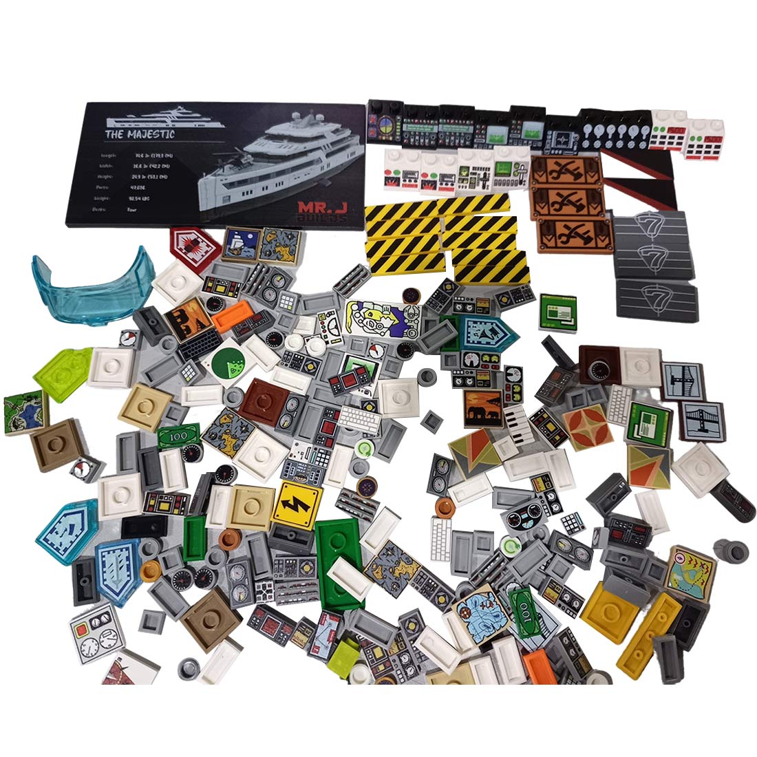 MOC-230069 Ultra MEGA Yacht - 48,000 Parts - Mini-Fig Scale Building Blocks