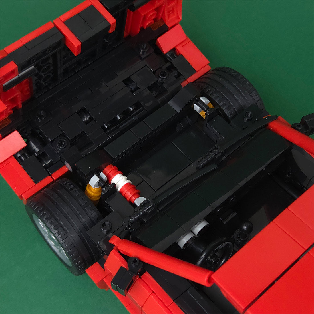 Italian Racing Sports Car Building Block (gobricks/red)