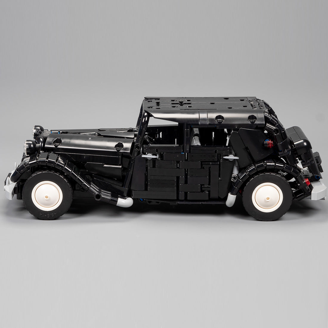 MOC-149659 Citroën Traction (Rounded Trunk) Building Blocks