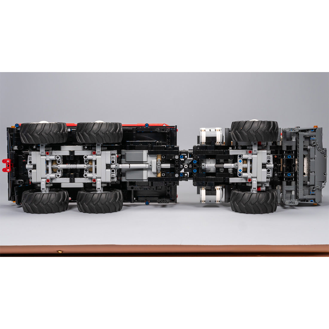 MOC-136390 Foremost Delta 6x6 Articulated Off-Road Truck Building Blocks