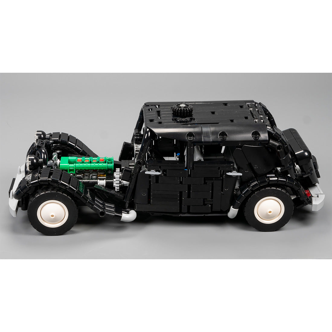 MOC-149659 Citroen Traction Avant Rounded Trunk 1:15 Scale Building Blocks