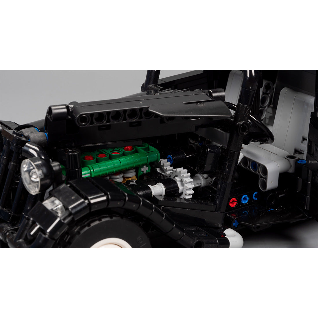 MOC-149659 Citroen Traction Avant Rounded Trunk 1:15 Scale Building Blocks