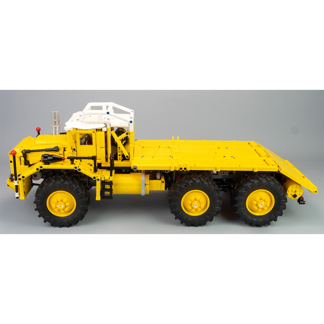 MOC-74555 Berliet T100 6x6 Heavy-Duty Transport Truck Building Blocks