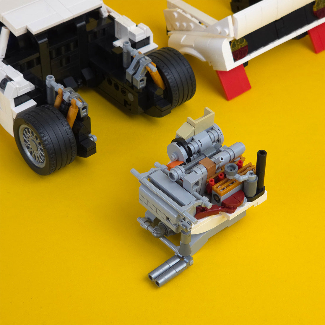 Italian Racing Legend Supercar Building Blocks (gobricks/white)