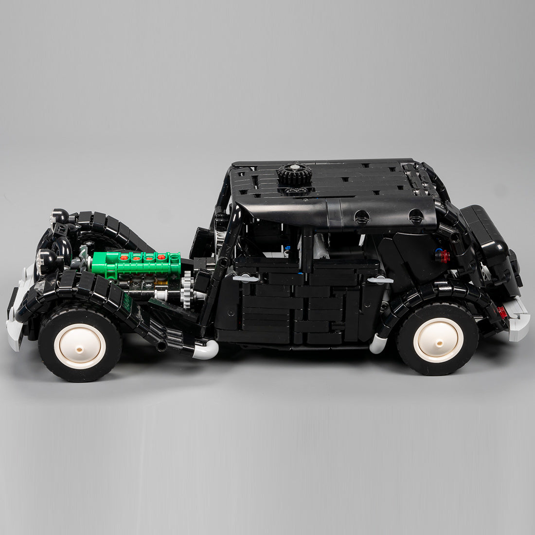 MOC-149659 Citroën Traction (Rounded Trunk) Building Blocks