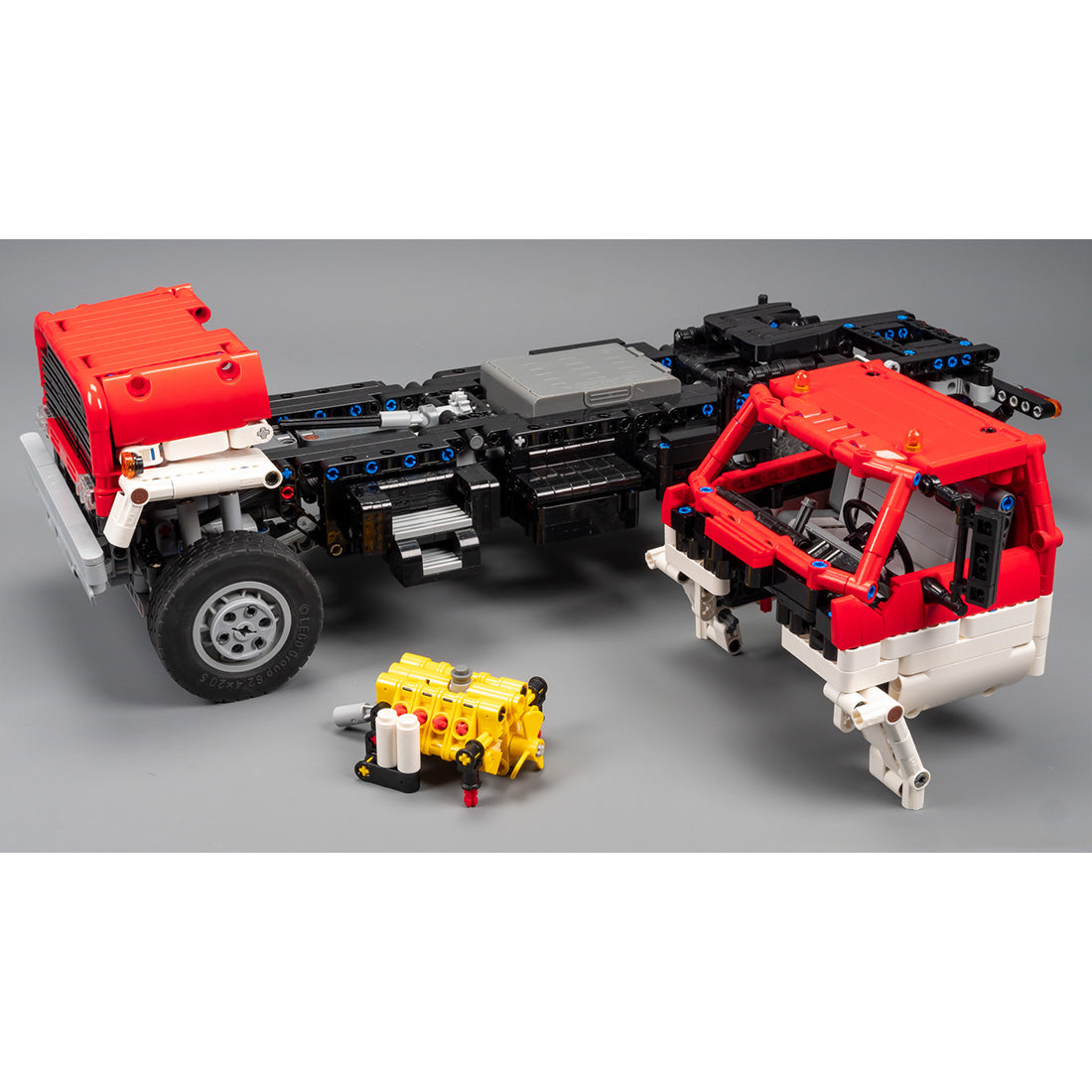 MOC-155171 Chevrolet Kodiak C70 4WD Medium-Duty Truck Building Blocks