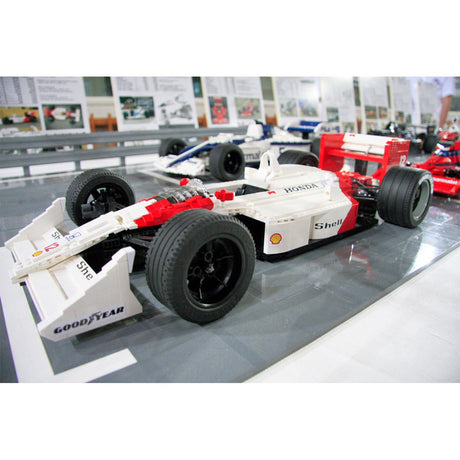 MOC - 0845 McLaren MP4 - 4 - scale 1:8 - LesDiy