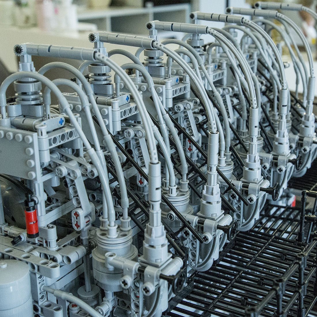 MOC - 141278 1/17 Scale 2 - Stroke Marine Diesel Engine - LesDiy -