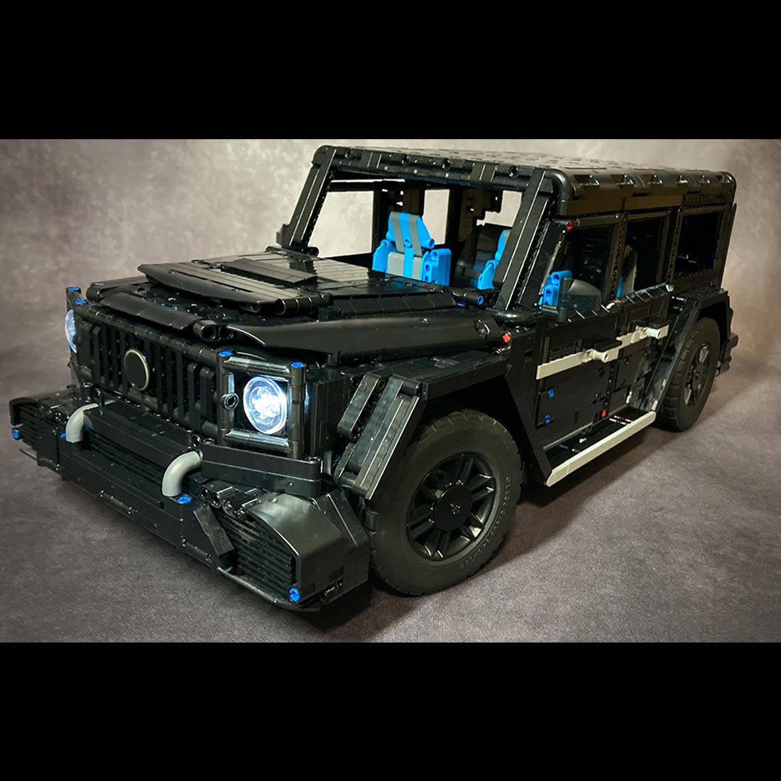 MOC - 147516 Mercedes AMG g63 4x4 - LesDiy -