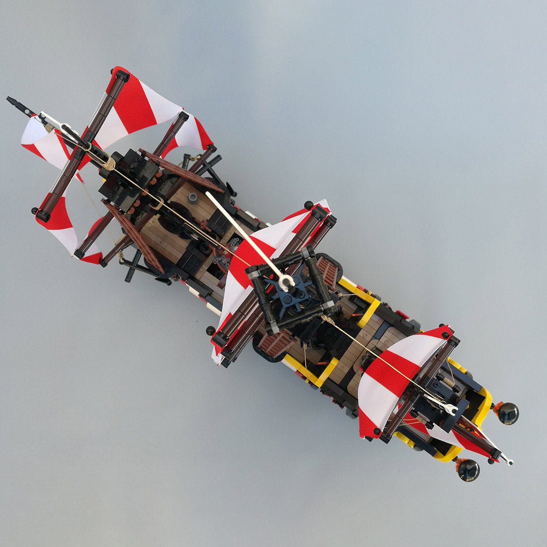 MOC - 166879 Barracuda Ship - LesDiy -