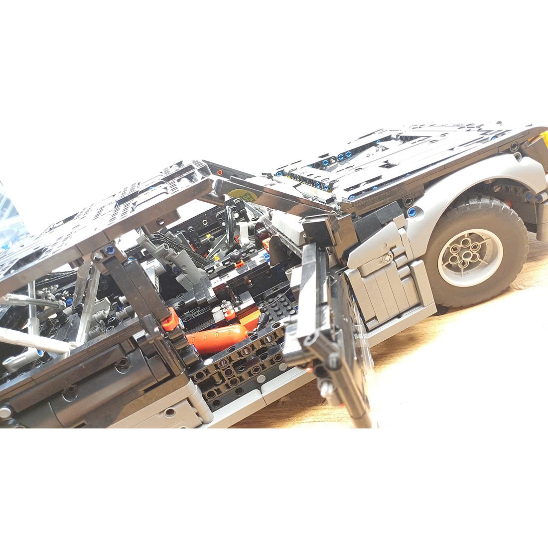 MOC - 190106 Mercedes - Benz W201 190E EvoII DTM - LesDiy -