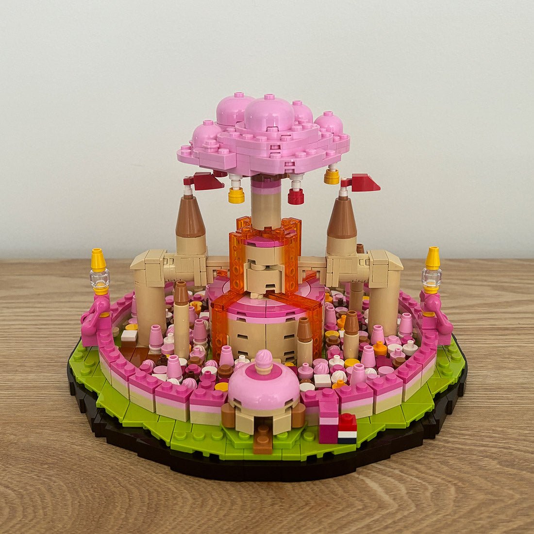 MOC - 219612 Adventure Time: The Candy Kingdom | Micro World Series: 2 - LesDiy - Building Blocks