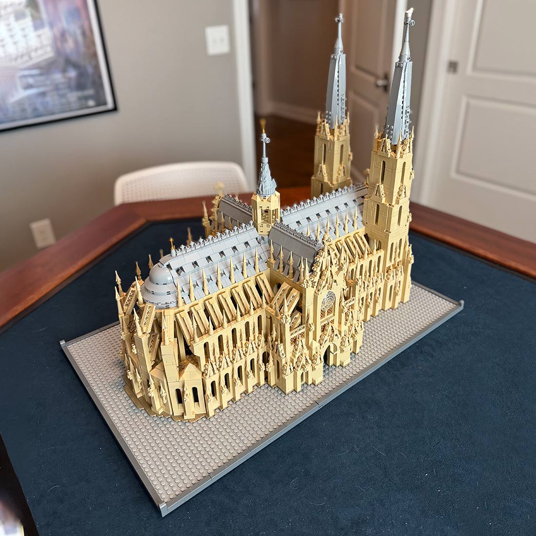 MOC - 241011 Gothic Cathedral Building Blocks - LesDiy - MOC