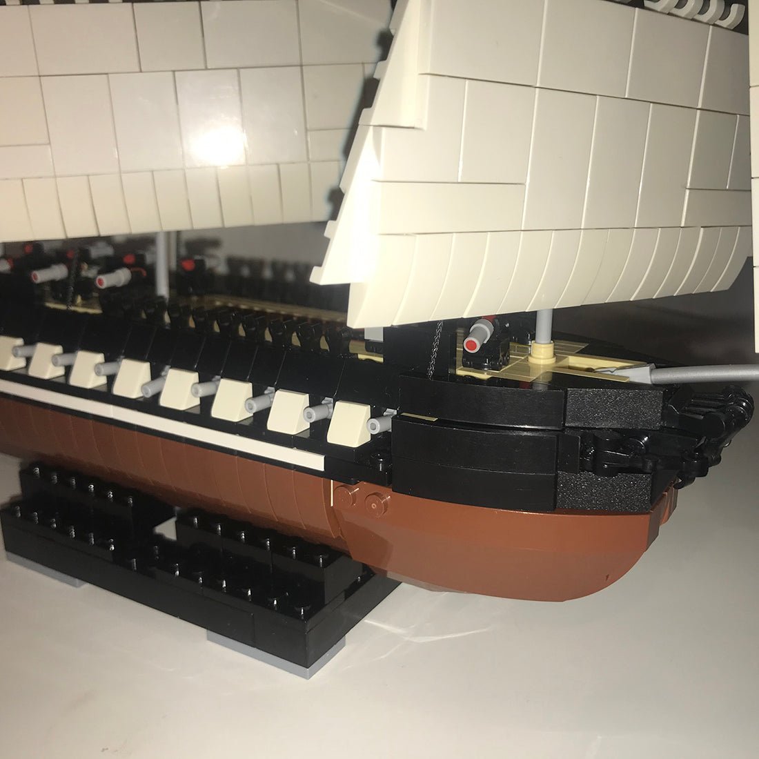 MOC - 40456 1/200 USS Constitution Ship Model - LesDiy -