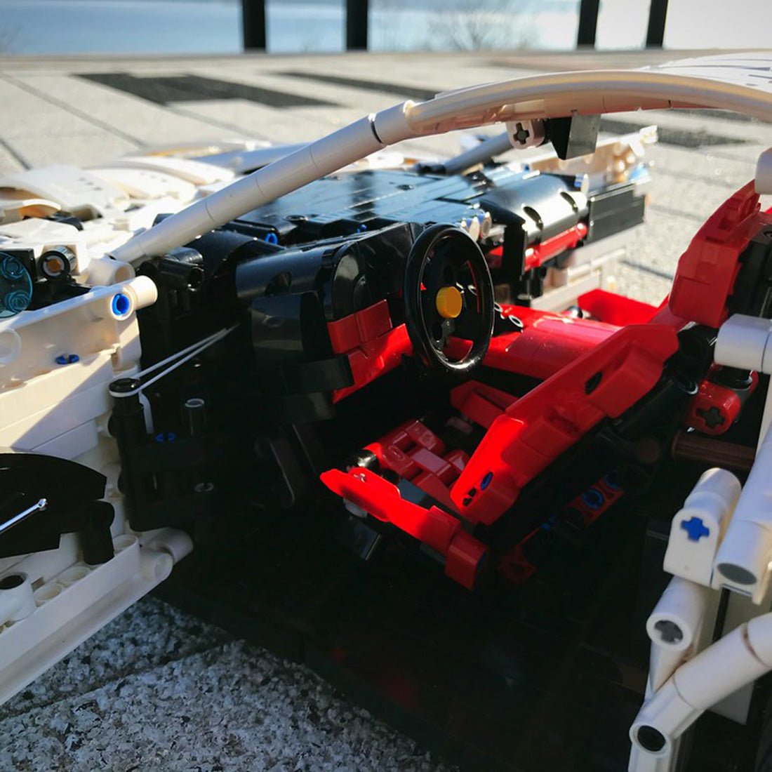 MOC - 41271 Ferrari F12 - Dynamic - LesDiy -