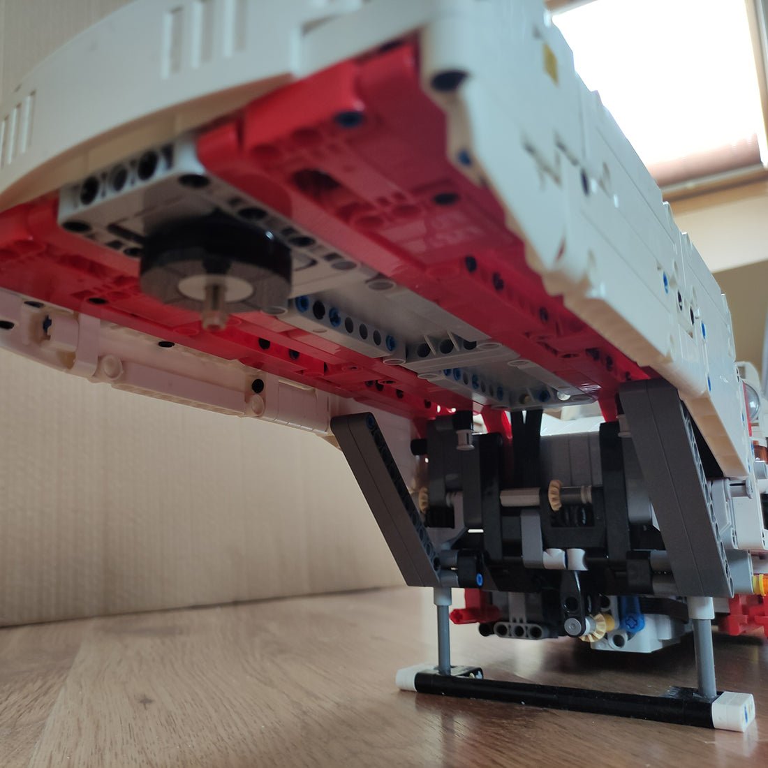 MOC - 78480 Flatbed 3 axle trailer Building Blocks - LesDiy - Crane