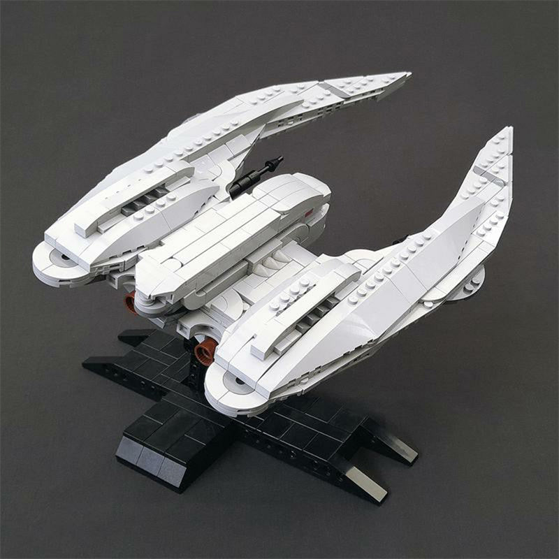 MOC - 85569 MK II Cylon Raider - LesDiy - MOC
