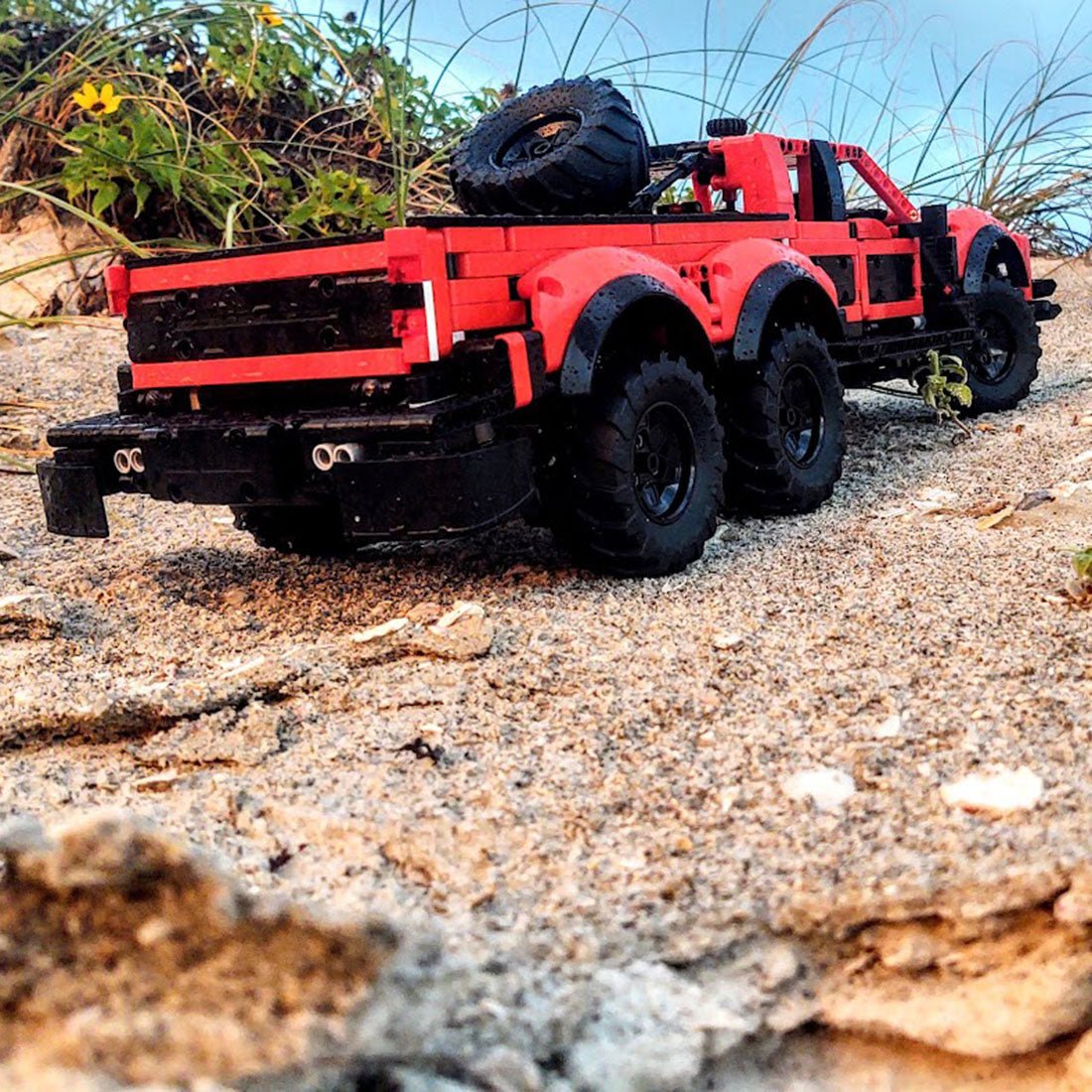 MOC - 97815 SUV 6X4 Car Model - LesDiy -