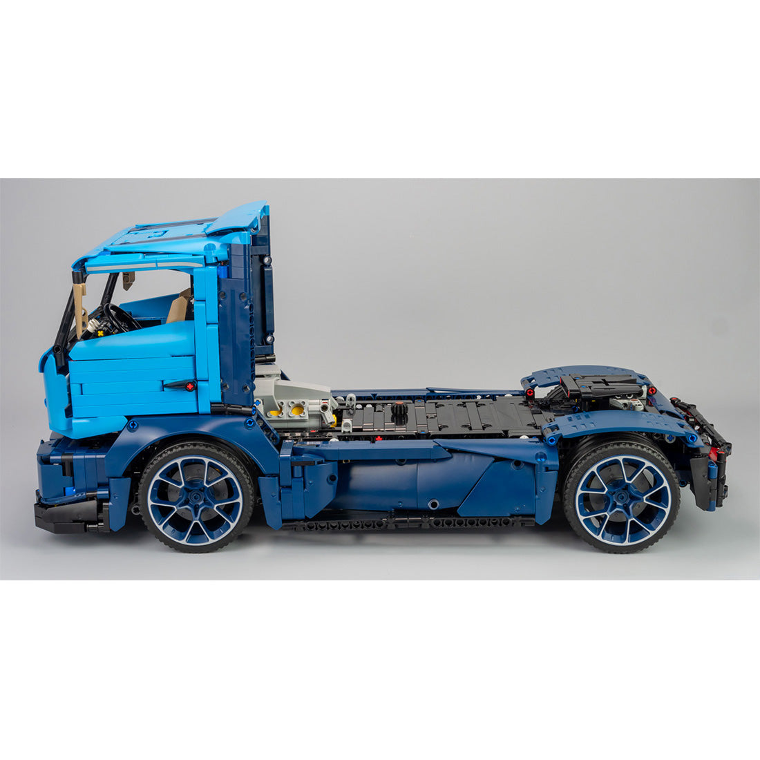 MOC-88792 8-Speed Race Truck Building Blocks