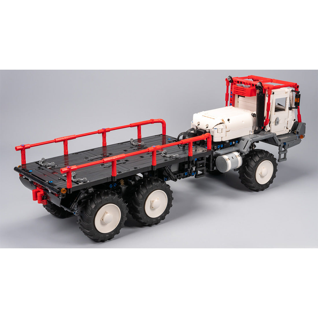MOC-136390 Foremost Delta 6x6 Articulated Off-Road Truck Building Blocks