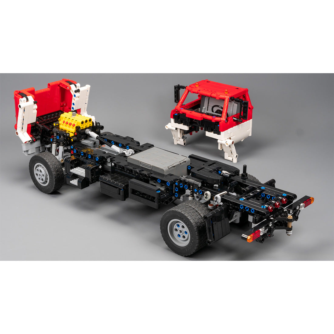 MOC-155171 Chevrolet Kodiak C70 4WD Medium-Duty Truck Building Blocks