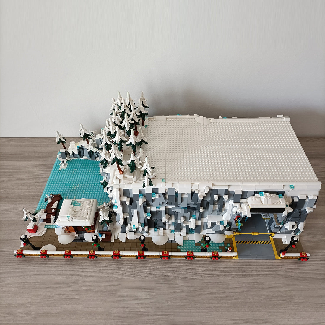 MOC-217169 Winter Bay Building Blocks