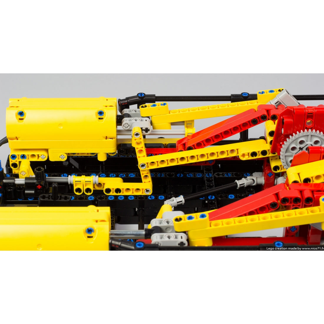 MOC-26403 + MOC-164704 Pneumatic Steam Engine & Hand Pump Station Building Blocks