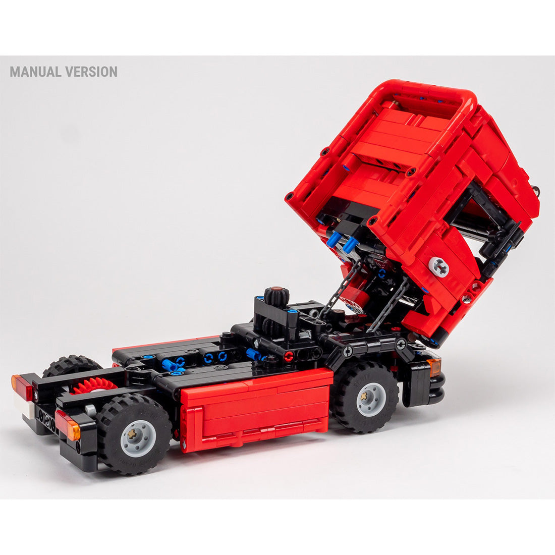 MOC-252296 European Cab-Over Heavy Truck & Self-Steering 3-Axle Trailer Building Blocks