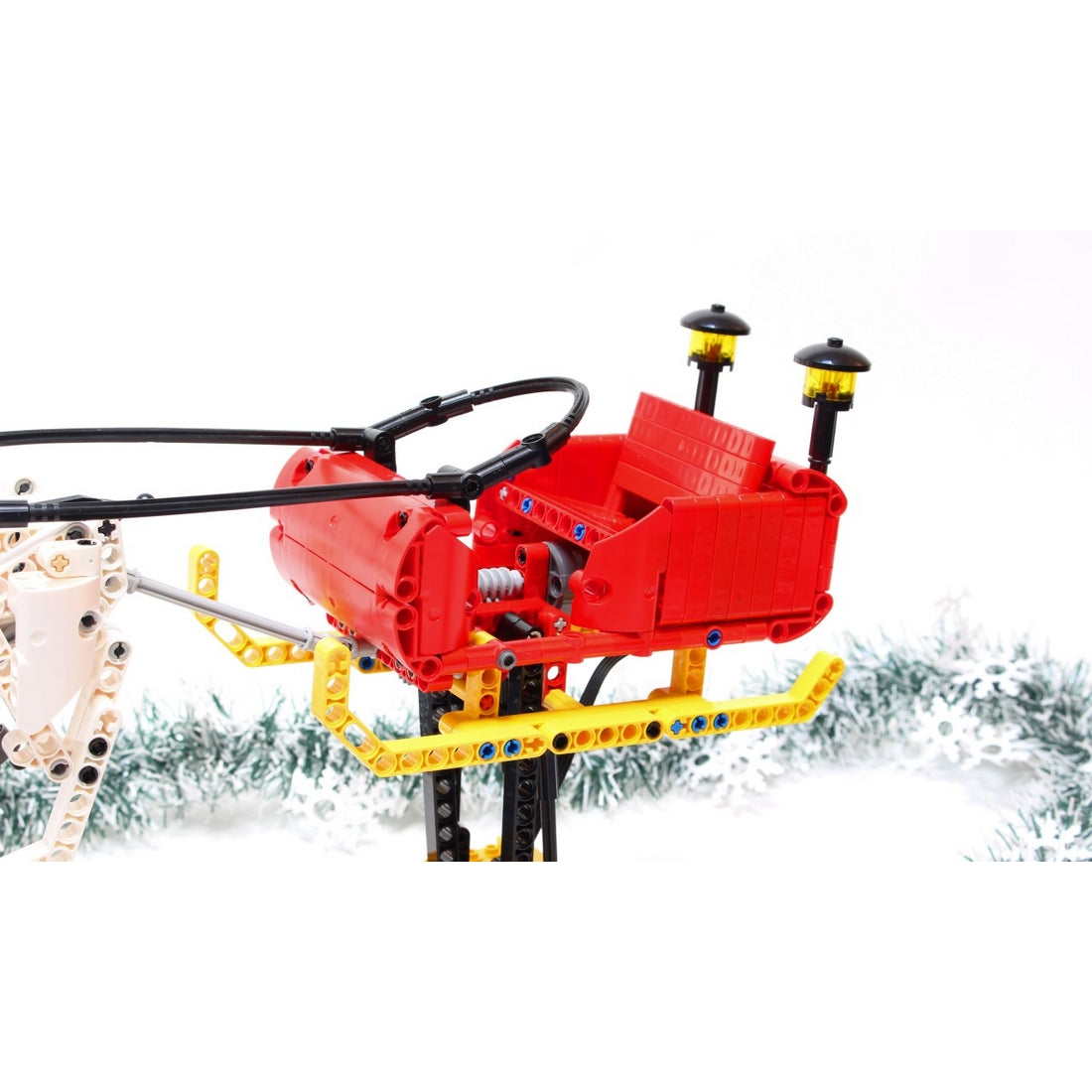 MOC-4121 Motorized Christmas Santa Sleigh & Reindeer Building Blocks