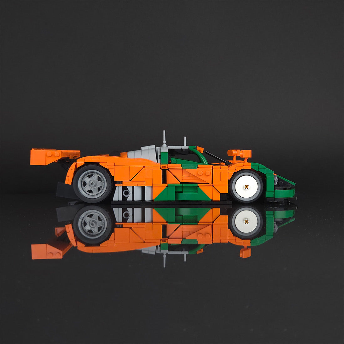 Japanese LeMans-Legend Racecar Building Blocks (gobricks)