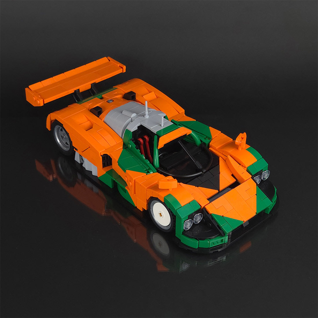 Japanese LeMans-Legend Racecar Building Blocks (gobricks)
