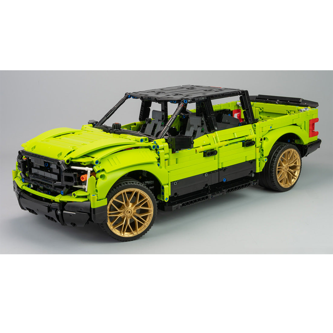MOC-78624 Ford F-150 1:8 Scale Low-Rider Custom Pickup Truck Building Blocks