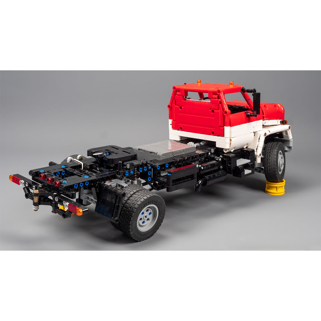MOC-155171 Chevrolet Kodiak C70 4WD Medium-Duty Truck Building Blocks
