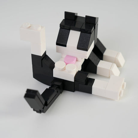 Black & White Grooming Kitten Building Blocks - LesDiy - 