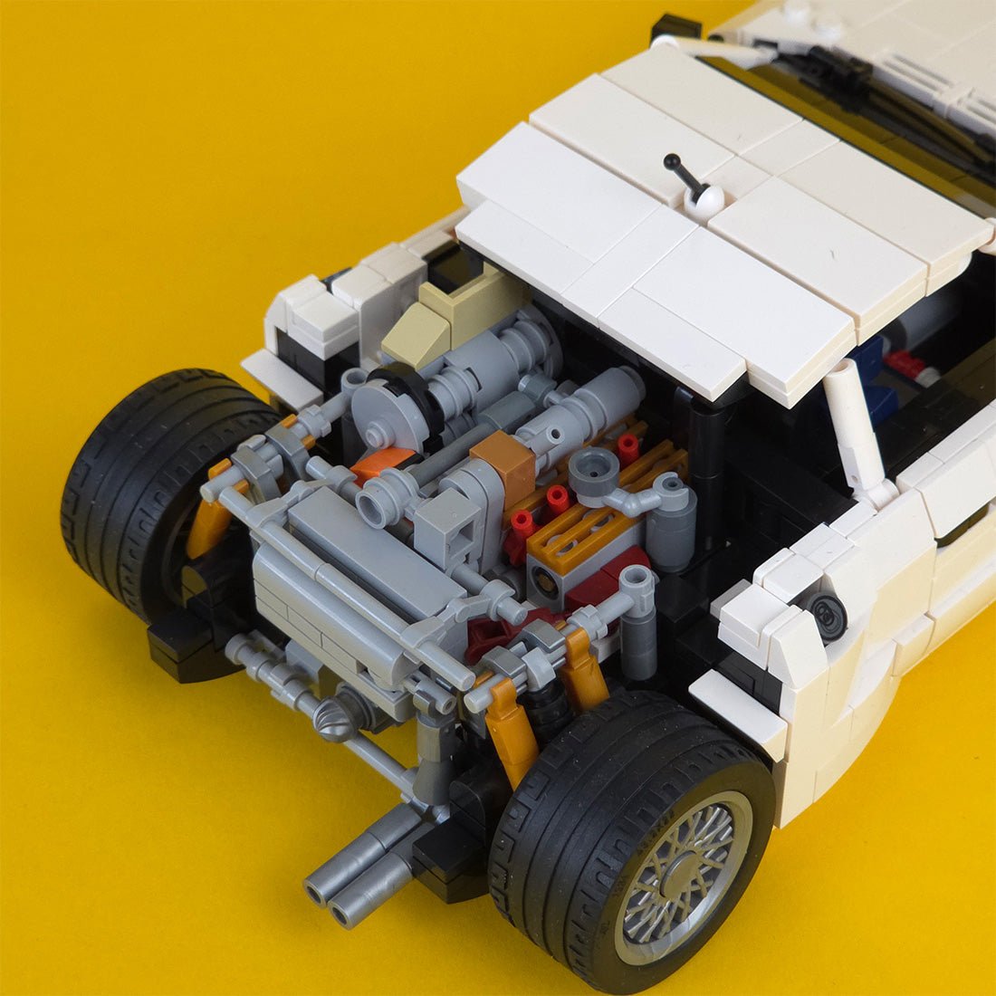 Italian Racing Legend Supercar Building Blocks (gobricks/white) - LesDiy - 