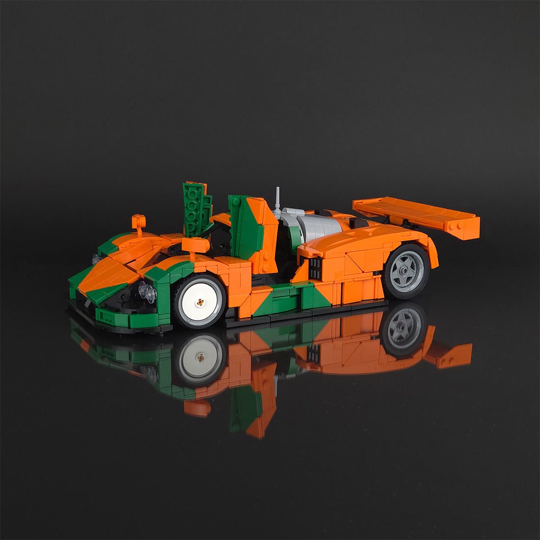 Mazda: Japanese LeMens Legend Building Blocks (gobricks) | LesDiy