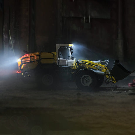 MOC - 144746 Liebherr L580 XPower: The Ultimate Lego Loader Building Blocks - LesDiy - 