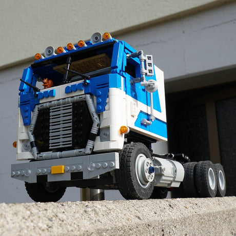 MOC - 144890 RC FORD WT9000 1:17 Cabover Truck "Blue Mule" - LesDiy - 