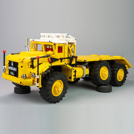 MOC - 232346 Berliet T100 Building Blocks (Buwizz Version) - LesDiy - Building Blocks
