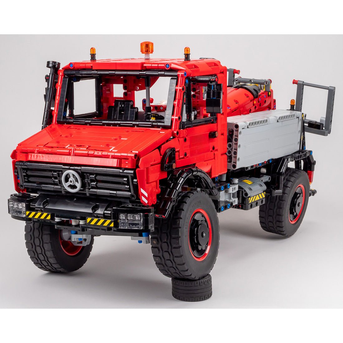 MOC-267088 Unimog Tow Truck 1:10 Scale 4x4 Heavy Tow Truck Building Blocks-LesDiy-MOC-