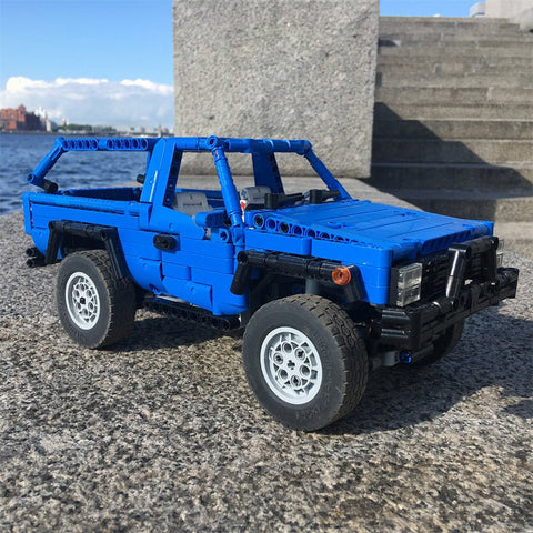 MOC - 56024 Trophy Trial Truck - LesDiy - MOC