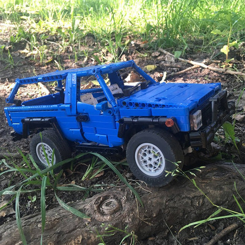 MOC - 56024 Trophy Trial Truck - LesDiy - MOC