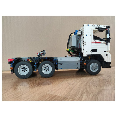 MOC - 77580 Volvo FMX 6×4 Truck Tractor - LesDiy