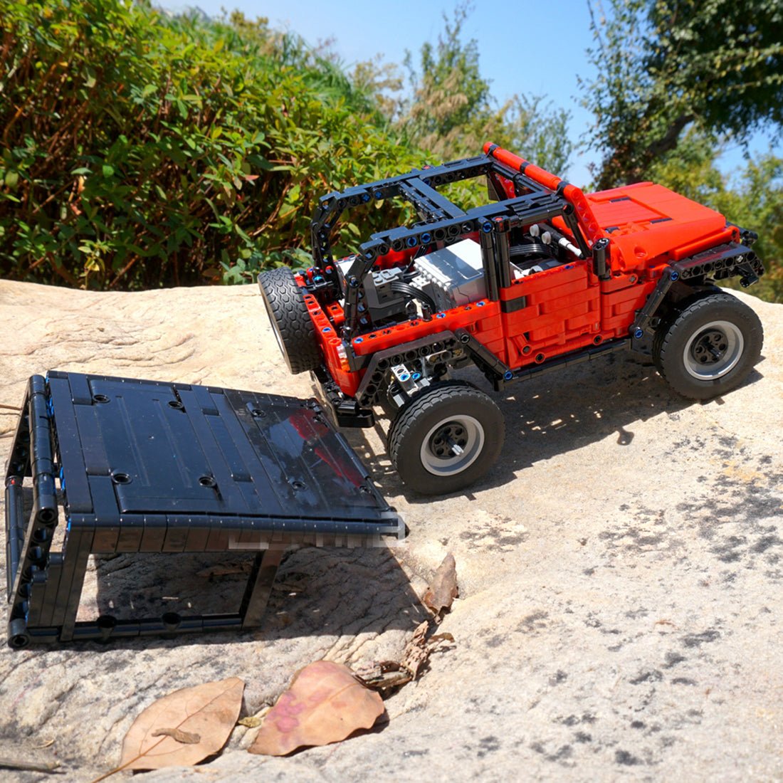 MOC Electric RC Wasteland Off - road Vehicle Building Blocks - LesDiy - 