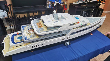 Ultra MEGA Yacht - 48,000 Parts - Mini - Fig Scale - LesDiy - 